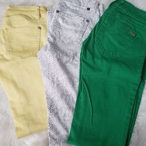 Lot of 3 skinny pants.